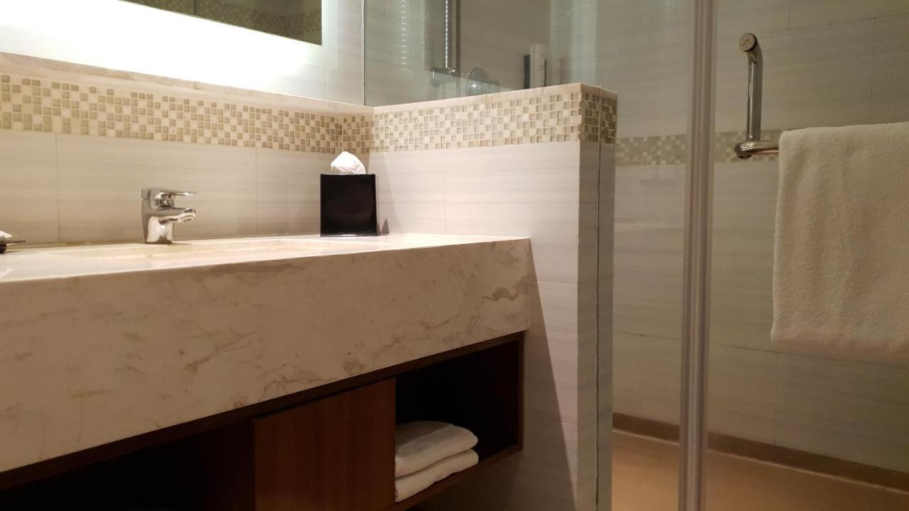 Fairfield by Marriott Visakhapatnam Hotell Exteriör bild